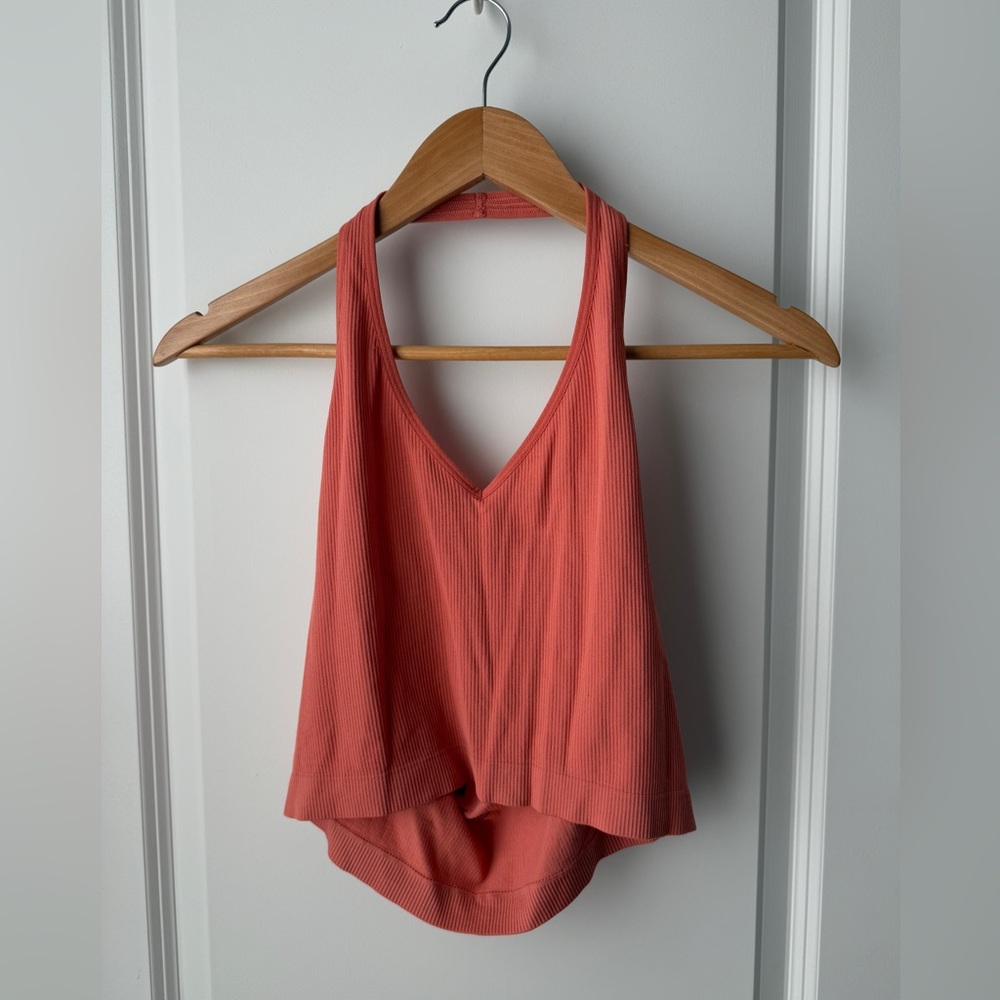 pink halter neck crop top